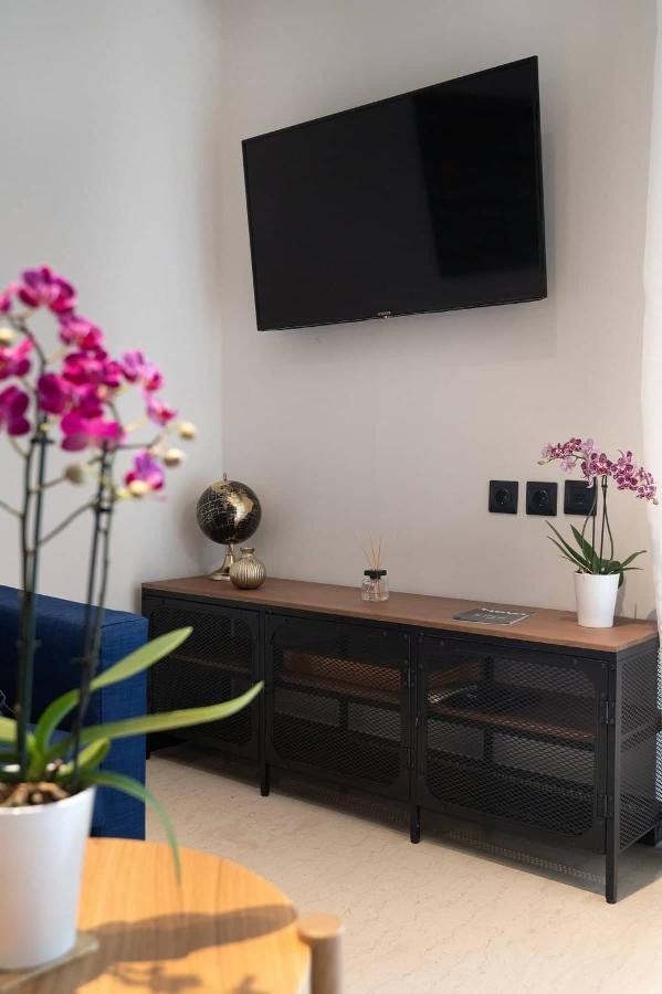 Kalamata Central Apartment Extérieur photo